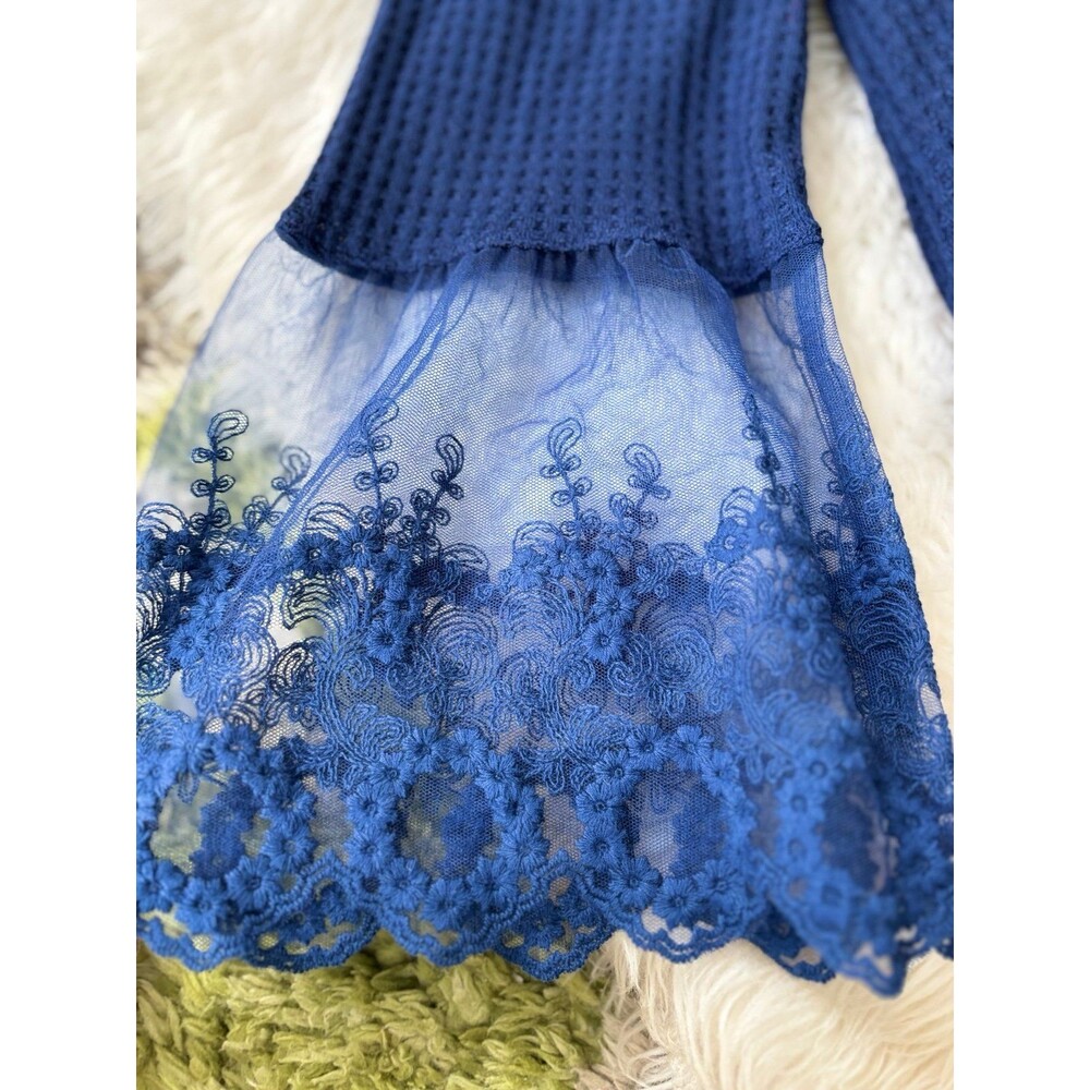 Alya Francesca’s dress - Picture 6 of 9